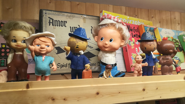 31676896177_99f5b417d5_z